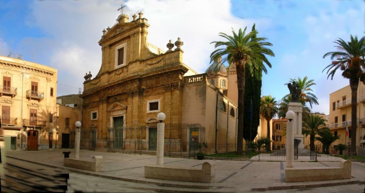 Piazza Repubblica Appartament Alcamo Exterior photo